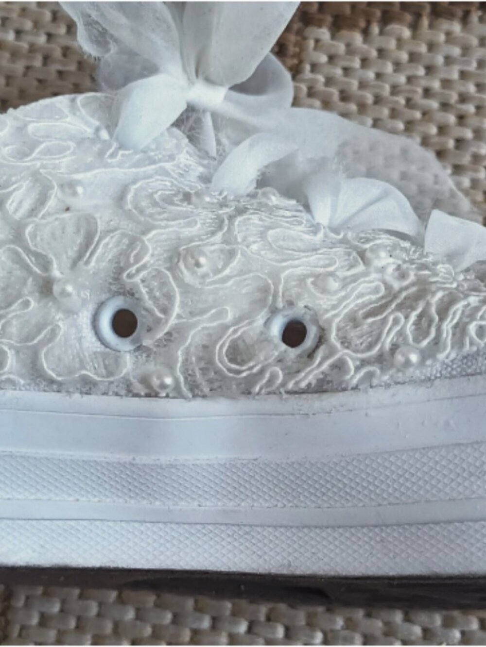 Converse Custom Wedding Lace & Pearls Bridal Sneakers Size 9 White - Picture 7 of 16